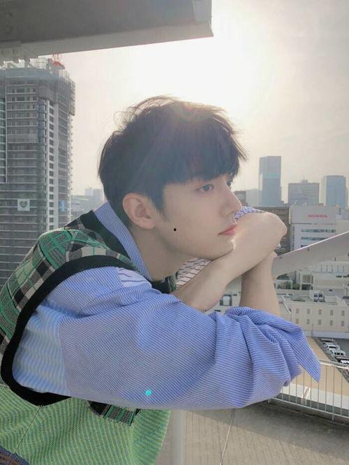 肖战最新综艺爆料视频,揭秘幕后的精彩瞬间